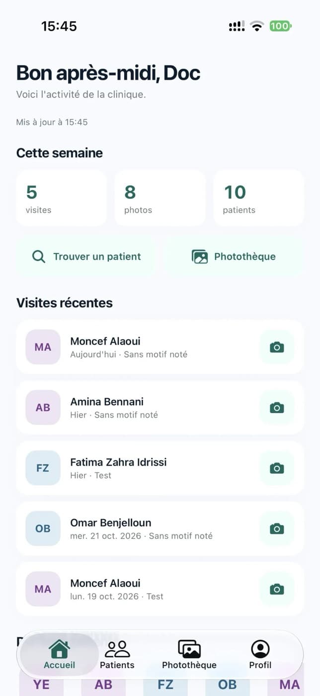 Écran d'accueil de l'application MediSnap : activité de la semaine et visites récentes